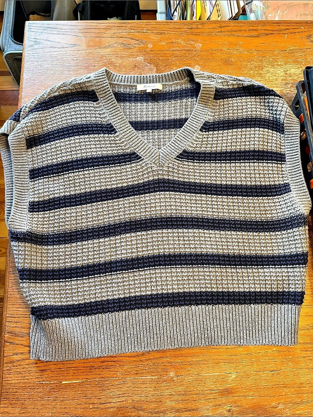 Madewell Waffle-Knit Sweater Vest in Stripe Striped V-Neck Sweater Vest Grey & N